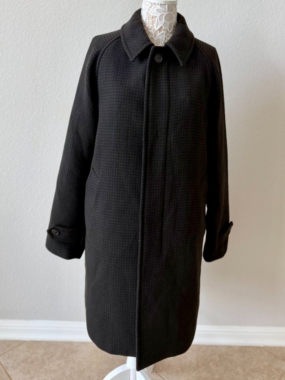 UNLIQO Brown & Black Plaid Coat – Size M 🖤🤎